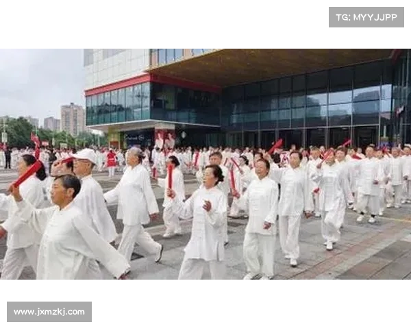 海口体育馆千人太极表演创吉尼斯世界纪录 引领全民健身新风潮 海口体育馆千人太极表演创吉尼斯世界纪录 引领全民健身新风潮
